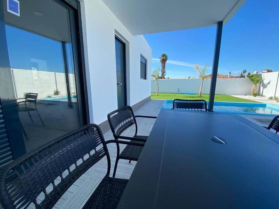 Moderna Villa Con Piscina Privada By Chiclanadreams Чиклана-де-ла-Фронтера Экстерьер фото