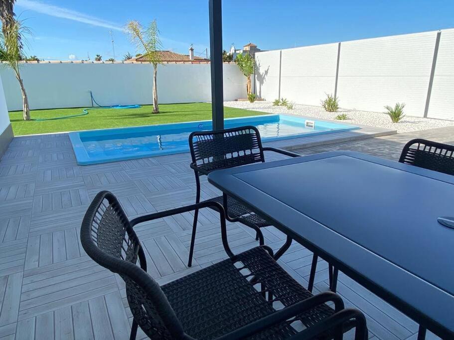 Moderna Villa Con Piscina Privada By Chiclanadreams Чиклана-де-ла-Фронтера Экстерьер фото